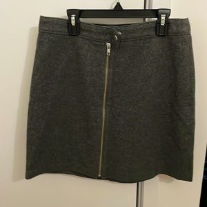 Grey zipper-front Madewell skirt